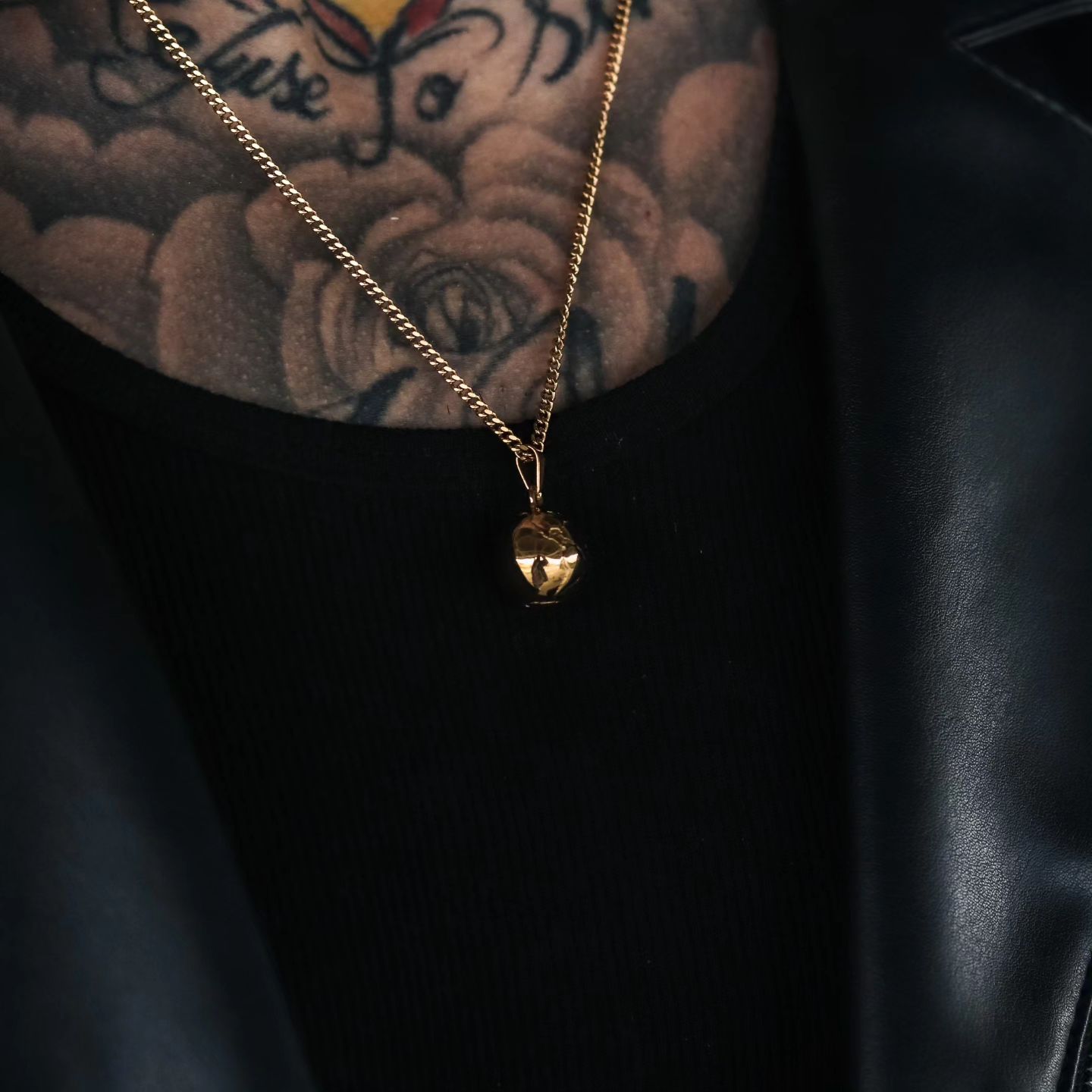 World - Gold