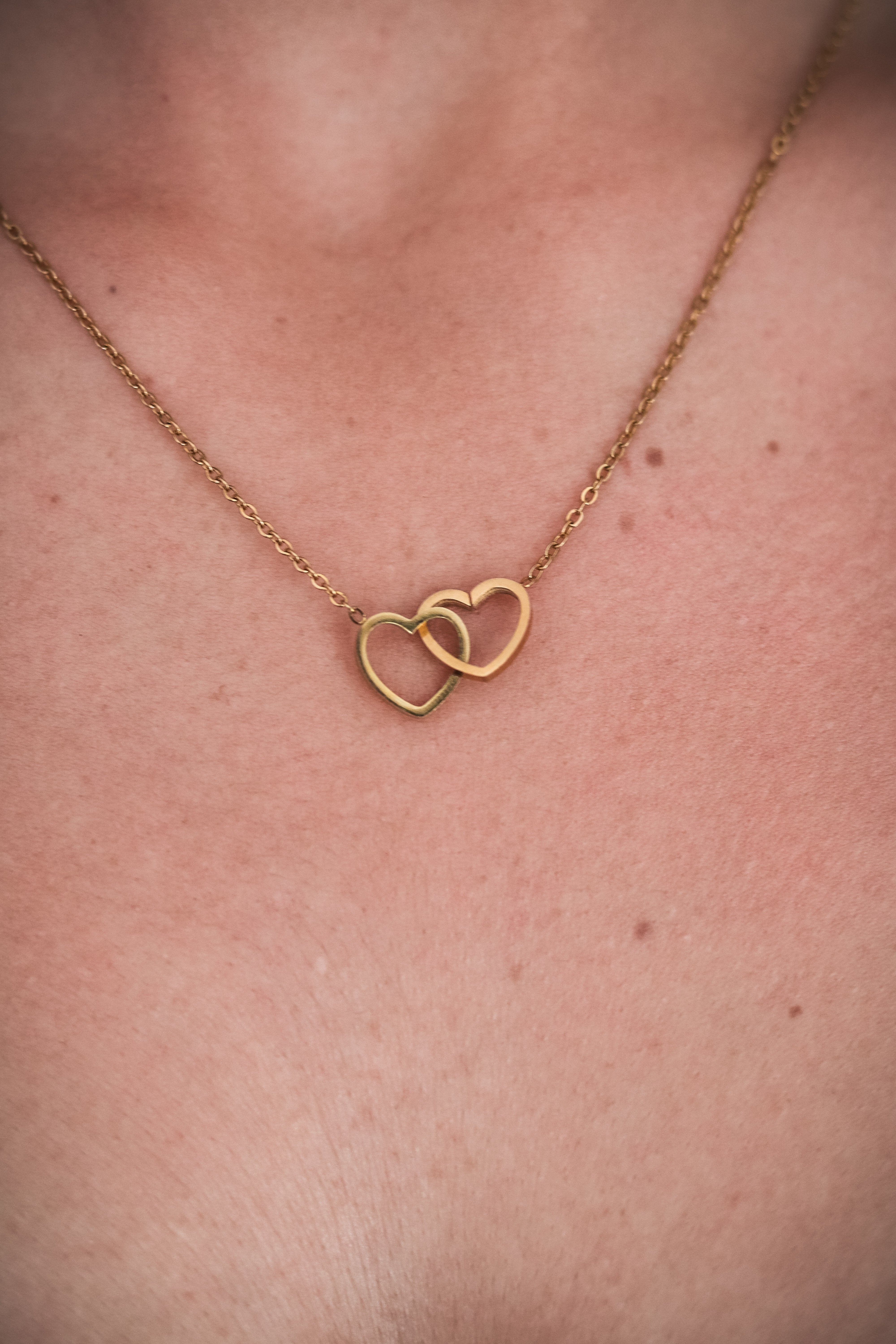 Interlocking Love Heart - Gold